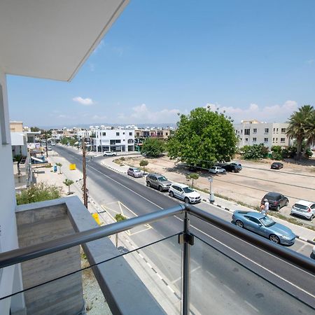 Dream- Downtown-Studios Пафос Экстерьер фото