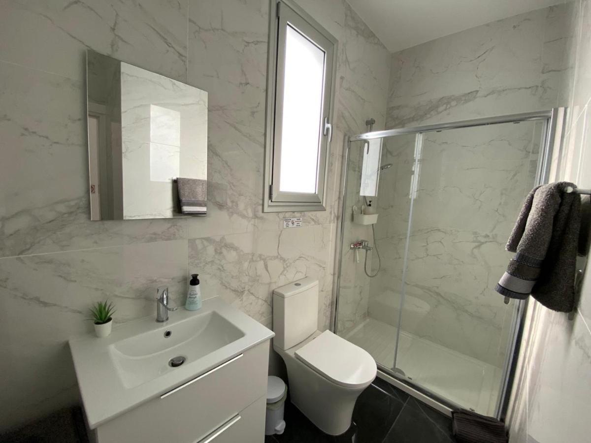 Dream- Downtown-Studios Пафос Экстерьер фото